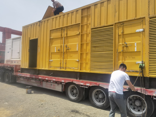 东丰发电机出租100KW发电机需要什么规格的电缆线？