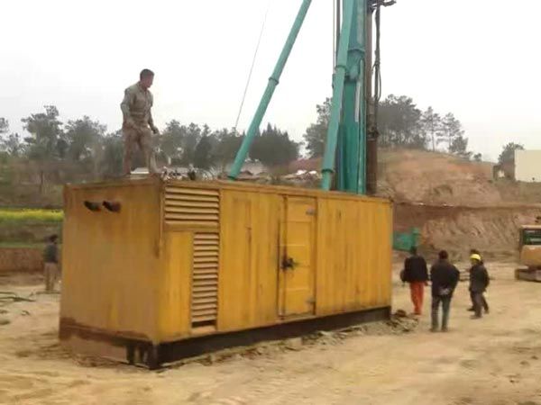 东丰如何判断水冷式机油散热器密封件是否需要更换？